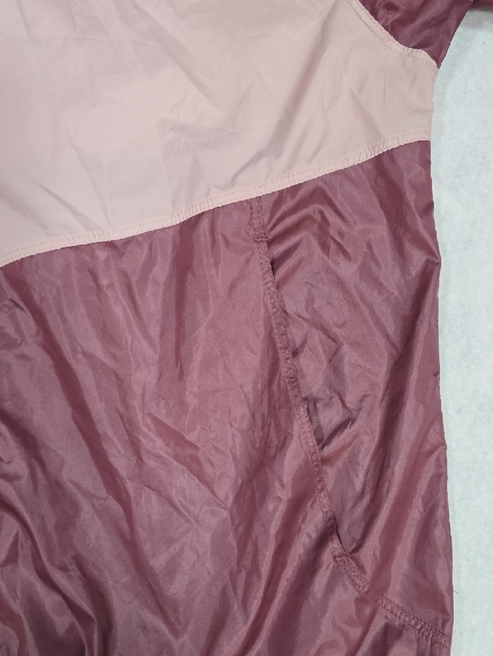 Columbia Pink and Mauve Two-Tone Bomber‎ Jacket - Picture 3 of 8